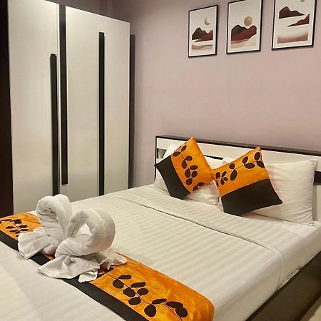Sampheng Apartment Bangkok Esterno foto